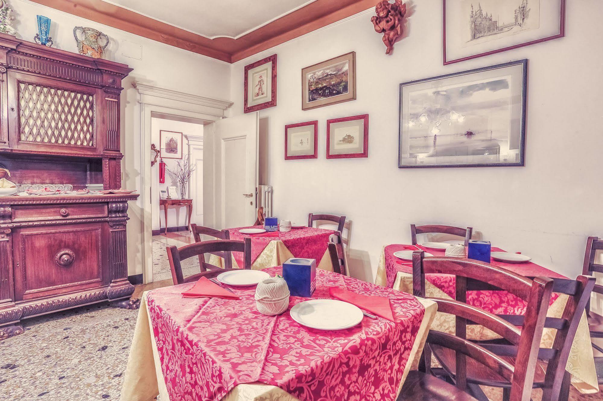 Locanda Bareteri Venice Exterior photo